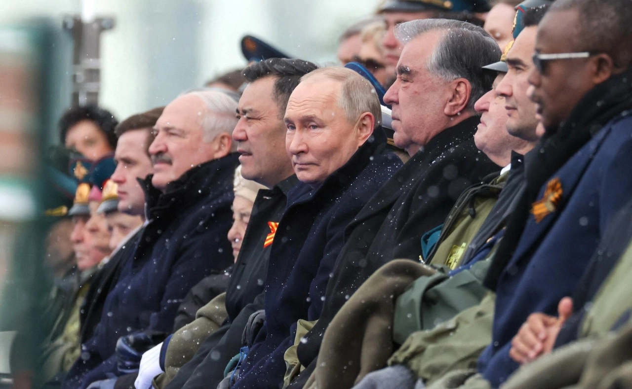 Masovni upad Kremlja na Balkan, Putin otvara frontove